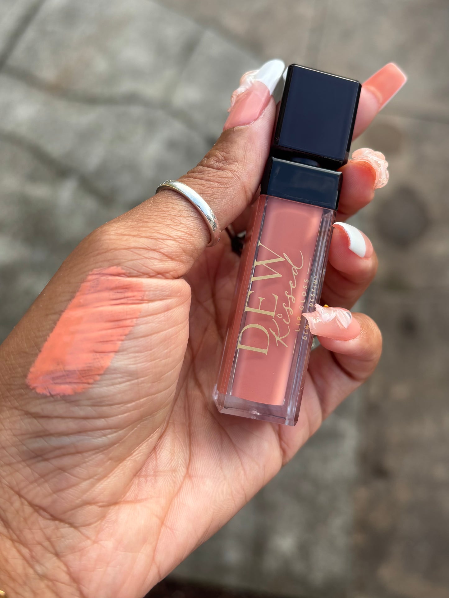 DEW KISSED LIP GLOSS