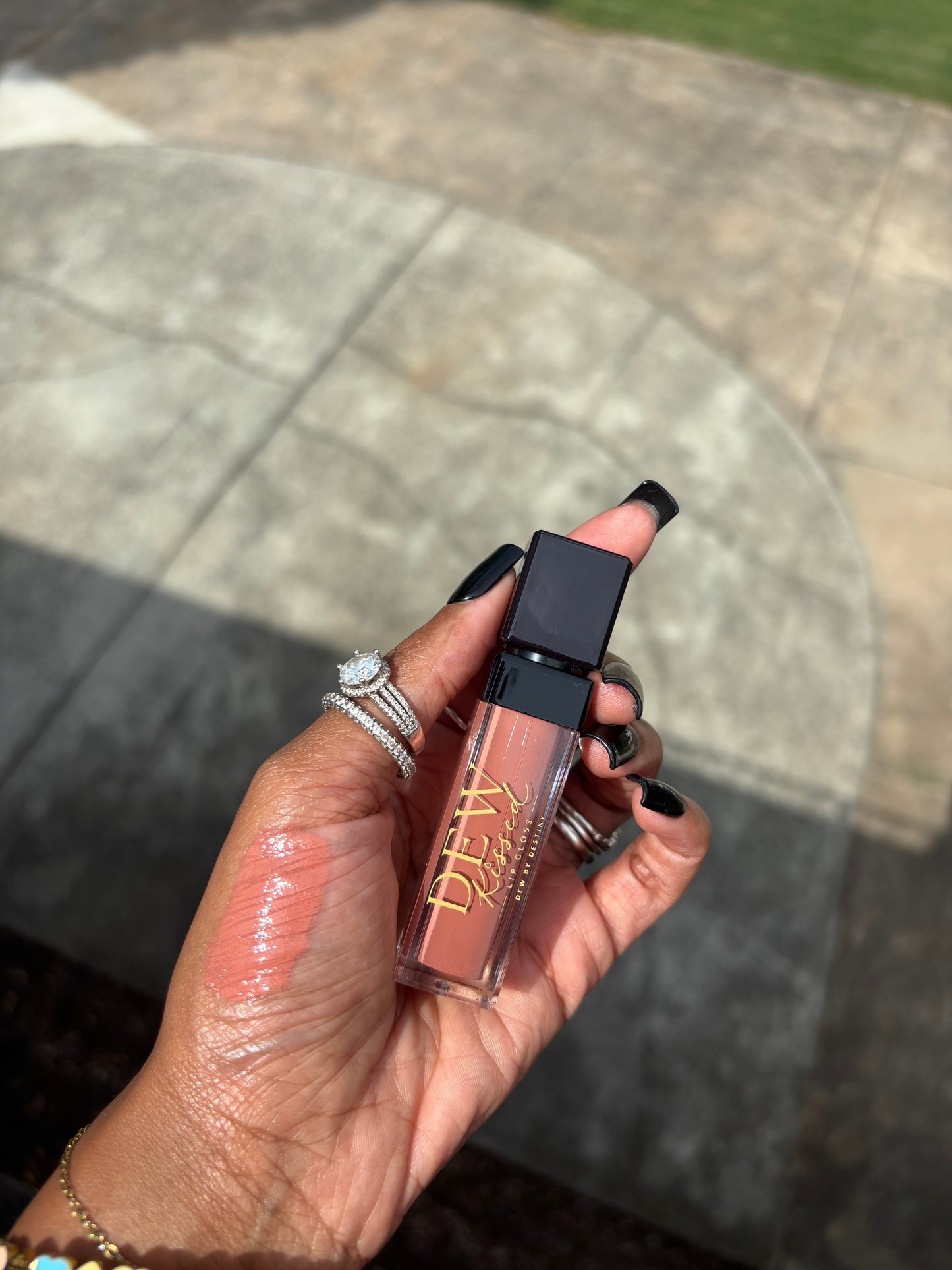 DEW KISSED LIP GLOSS
